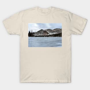 Mirror Lake ( Medicine Bow National Forrest) T-Shirt